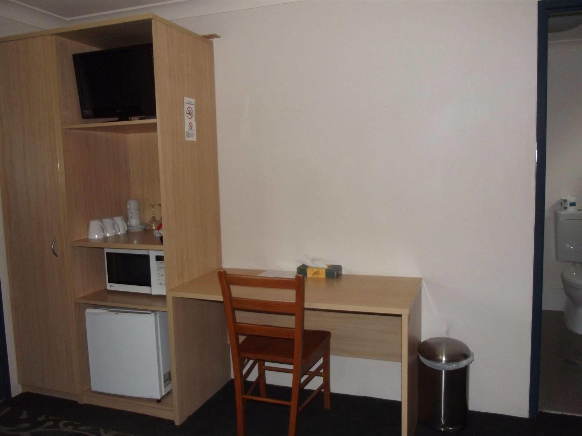 Red Cedar Motel Muswellbrook Dış mekan fotoğraf