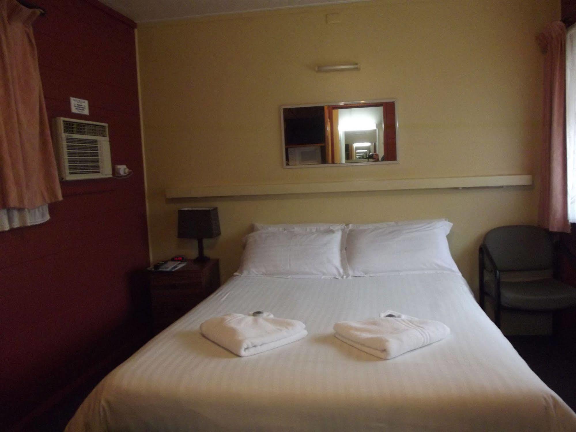 Red Cedar Motel Muswellbrook Dış mekan fotoğraf