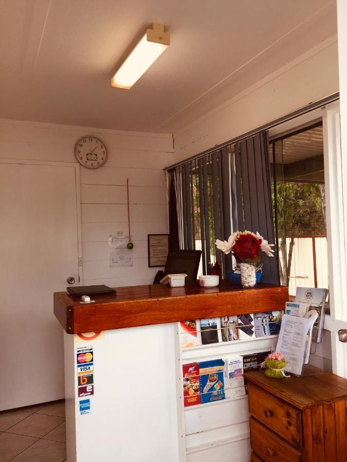 Red Cedar Motel Muswellbrook Dış mekan fotoğraf