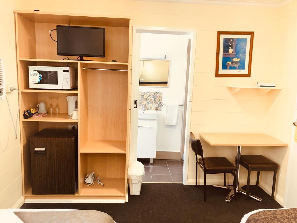 Red Cedar Motel Muswellbrook Dış mekan fotoğraf